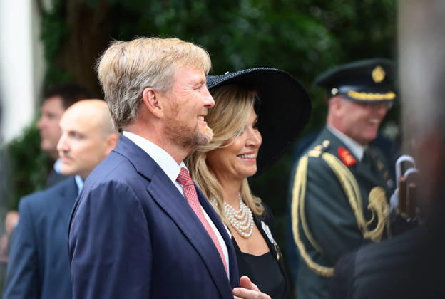 Dutch Royals Visit the 2026 Venice Art Biennale - Venice Willem-Alexander of the Netherlands and Máxima of the Netherlands visit the Dutch Pavilion in Venice, Italy on May 6, 2026. Photo by Matteo Chinellato IPA ABACAPRESS.COM Venice Italy  Copyright: xIPA ABACAx