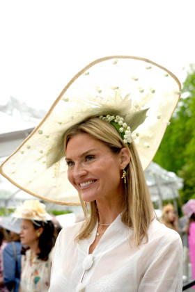 May 6, 2026, New York, Ny, USA: The 44th Annual Frederick Law Olmsted Awards Luncheon,.The Conservatory Garden, Central Park,.NYC.May 6, 2026. . attends the 44th Annual Frederick Law Olmsted Awards Luncheon,..The Conservatory Garden, Central Park,.NYC.May 6, 2026. . The 44th Annual Frederick Law Olmsted Awards LuncheonNYC.May 6, 2026. New York USA - ZUMAms4_ 20260506_faf_ms4_014 Copyright: xSoniaxMoskowitzxGordonx