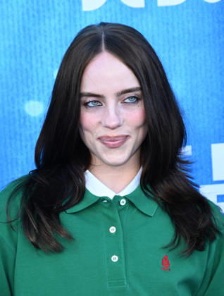 ˜Billie Eilish-Hit Me Hard and Soft: The Tour™ LA Premiere Billie Eilish arriving to Paramount Picture™s Billie Eilish-Hit Me Hard and Soft: The Tour (Live in 3D) Los Angeles premiere held at the Village Theatre on May 6, 2026 in Westwood, CA. Westwood Village Theatre California USA Copyright: xLeexWattx xAFF-USA.COMx