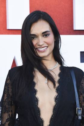 Gizele Oliveira at arrivals for BILLIE EILISH - HIT ME HARD AND SOFT: THE TOUR (LIVE IN 3D) Premiere, Westwood Village Theatre, Los Angeles, CA, May 06, 2026. Photo By: Elizabeth Goodenough Everett Collection BILLIE EILISH - HIT ME HARD AND SOFT: THE TOUR (LIVE IN 3D) Premiere PUBLICATIONXNOTxINxCANxCHNxFRAxITAxJPNxNORxPOLxRUSxESPxUKxUSA