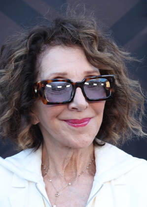 Los Angeles Premiere Of Netflix s Marty, Life Is Short Hollywood CA May 06: Andrea Martin Akhbarii at the Los Angeles Premiere Of Netflix s Marty, Life Is Short held at The Egyptian Theatre in Hollywood, CA. on May 06, 2026 Credit: AdMedia Hollywood CA United States EDITORIAL USE ONLY  Copyright: xx ADx admphotostwo987333