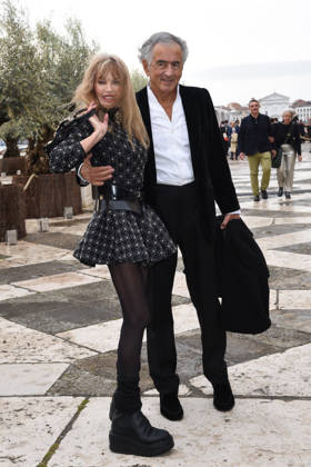 Venice, Pinault Foundation gala dinner on the island of San Giorgio, pictured: Bernard-Henri Lévy, Arielle Dombasle  Copyright: xFRANCESCAxVIECELIx xipa-agency.netx xFrancescaxViecelix IPA_Agency_IPA74479784