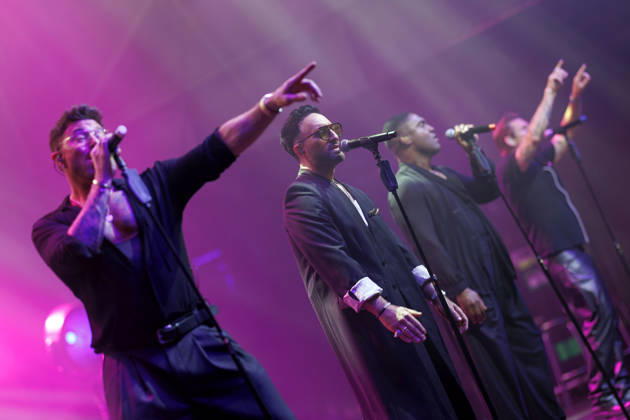 Die Sänger Duncan James, Antony Costa, Simon Webbe und Lee Ryan von der britischen Pop-Boyband Blue bei ihrem Auftritt im Rahmen der 25th Anniversary-Tour im Palladium Köln. Köln, 06.05.2026 NRW Deutschland Copyright: xChristophxHardtx