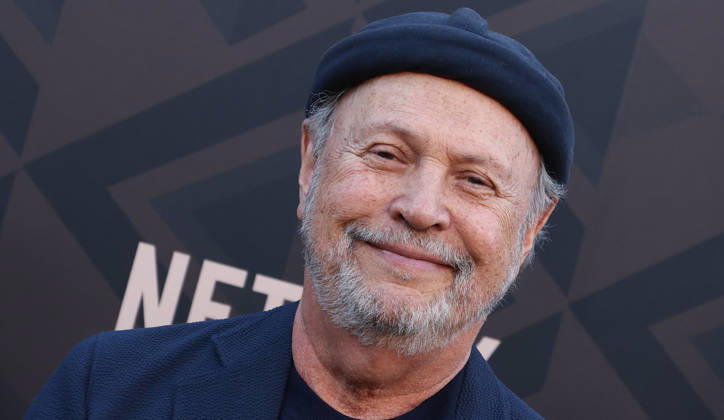 Arrivals for the Los Angeles premiere of Netflix s Marty, Life Is Short at The Egyptian Theatre Featuring: Billy Crystal Where: Los Angeles, California, United States When: 06 May 2026 Credit: Faye s Vision Cover Images EDITORIAL USE ONLY. NOT FOR USE BY NEWSPAPERS BASED IN THE UK. Copyright: xx coverimg55669431