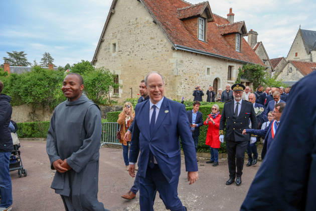 Prince Albert II Visit To Montresor S.A.S. Prince Albert II of Monaco visits Montrésor, Indre-et-Loire, France on May 6, 2026, following the footsteps of one of his ancestors, Imbert de Batarnay (1438-1523). Welcomed by the prefect of Indre-et-Loire and Frédéric Gaultier, mayor of Montrésor, the Sovereign Prince visited the collegiate church where Imbert de Batarnay rests before touring the château and addressing the local population gathered in the park. Photo by Pascal Avenet ABACAPRESS.COM Montresor Indre-et-Loire (37) France  Copyright: xAvenetxPascal ABACAx