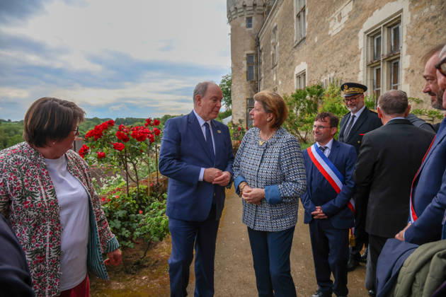 Prince Albert II Visit To Montresor S.A.S. Prince Albert II of Monaco visits Montrésor, Indre-et-Loire, France on May 6, 2026, following the footsteps of one of his ancestors, Imbert de Batarnay (1438-1523). Welcomed by the prefect of Indre-et-Loire and Frédéric Gaultier, mayor of Montrésor, the Sovereign Prince visited the collegiate church where Imbert de Batarnay rests before touring the château and addressing the local population gathered in the park. Photo by Pascal Avenet ABACAPRESS.COM Montresor Indre-et-Loire (37) France  Copyright: xAvenetxPascal ABACAx