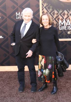 Arrivals for the Los Angeles premiere of Netflix s Marty, Life Is Short at The Egyptian Theatre Featuring: Lawrence Kasdan, Meg Kasdan Where: Los Angeles, California, United States When: 06 May 2026 Credit: H2Y INSTARimages EDITORIAL USE ONLY. NOT FOR USE BY NEWSPAPERS BASED IN THE UK. Copyright: xx instar55669613