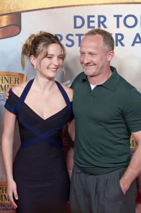 Momo Beier und Maximilian Brückner bei der Premiere des Kinofilms Ein Münchner im Himmel - Der Tod ist erst der Anfang im Mathäser Filmpalast. München, 06.05.2026