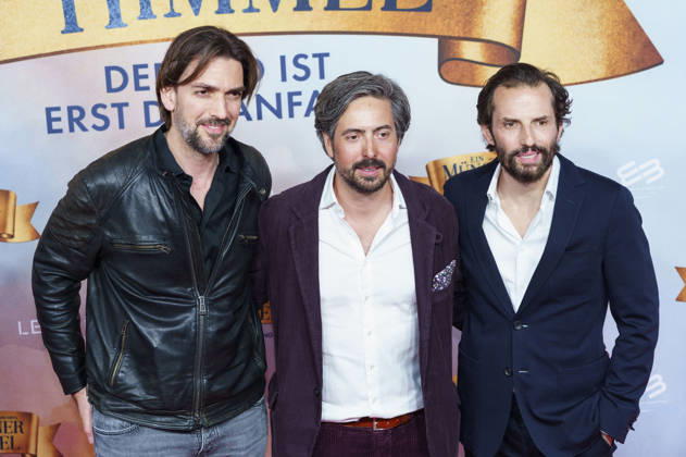 Max Wiedemann, David Dietl und Quirin Berg bei der Premiere des Kinofilms Ein Münchner im Himmel - Der Tod ist erst der Anfang im Mathäser Filmpalast. München, 06.05.2026