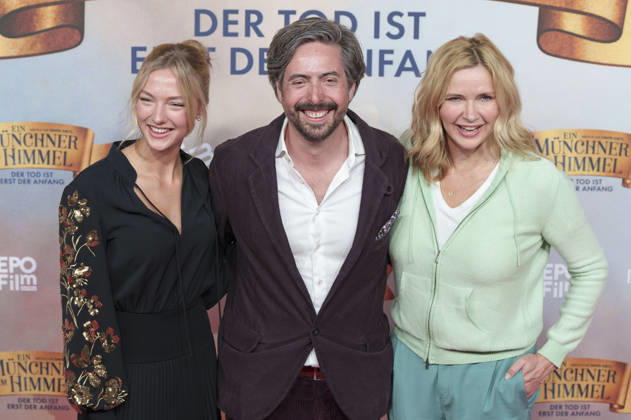 Lilly Krug, David Dietl und Veronica Ferres bei der Premiere des Kinofilms Ein Münchner im Himmel - Der Tod ist erst der Anfang im Mathäser Filmpalast. München, 06.05.2026