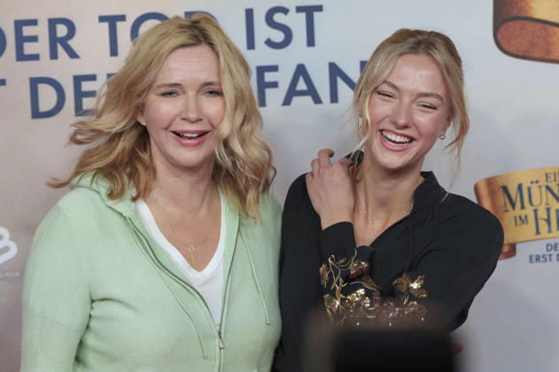 Veronica Ferres und Lilly Krug bei der Premiere des Kinofilms Ein Münchner im Himmel - Der Tod ist erst der Anfang im Mathäser Filmpalast. München, 06.05.2026