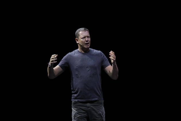 AUT - OESTERREICH, 2026-05-06: KULTUR KABARETT - KABARETTIST ALEX KRISTAN MIT SEINEM PROGRAMM 50 SHADES OF SCHMÄH im Passionsspielhaus ERL; rights managed;