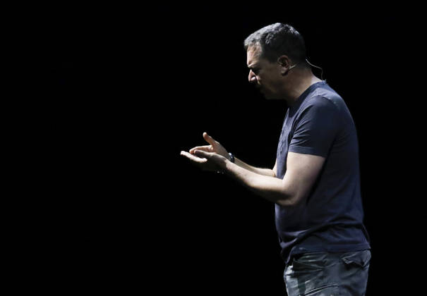 AUT - OESTERREICH, 2026-05-06: KULTUR KABARETT - KABARETTIST ALEX KRISTAN MIT SEINEM PROGRAMM 50 SHADES OF SCHMÄH im Passionsspielhaus ERL; rights managed;