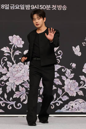 S. Korean actor Kim Min-seok S. Korean actor Kim Min-seok South Korean actor Kim Min-seok, who stars in the SBS-TV s new drama My Royal Nemesis, poses for a photo during a publicity event in Seoul on May 7, 2026. The first episode of the drama will be aired on May 8. (Yonhap) 2026-05-07 19:57:19 < 1980-2026 YONHAPNEWS AGENCY. .> ¼­¿ïÆ¯º°½Ã EDITORIAL USE ONLY  Copyright: xx PYH2026050720620034400 YonhapxNewsx yonphotos252057