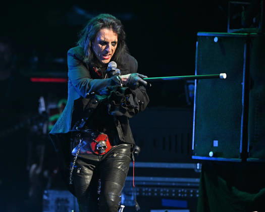 Alice Cooper performs during Alice s Attic Tour at The Broward Center For The Performing Arts on May 6, 2026 in Fort Lauderdale, Florida. Featuring: Alice Cooper Where: Fort Lauderdale, Florida, United States When: 06 May 2026 Credit: Robert Bell INSTARimages EDITORIAL USE ONLY. NOT FOR USE BY NEWSPAPERS BASED IN THE UK. Copyright: xx instar55670844