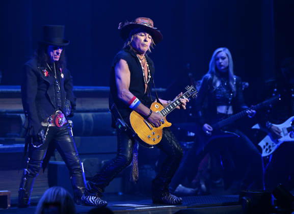 Alice Cooper, Ryan Roxie and Anna Cara perform during Alice s Attic Tour at The Broward Center For The Performing Arts on May 6, 2026 in Fort Lauderdale, Florida. Featuring: Alice Cooper, Ryan Roxie, Anna Cara Where: Fort Lauderdale, Florida, United States When: 06 May 2026 Credit: Robert Bell INSTARimages EDITORIAL USE ONLY. NOT FOR USE BY NEWSPAPERS BASED IN THE UK. Copyright: xx instar55670818