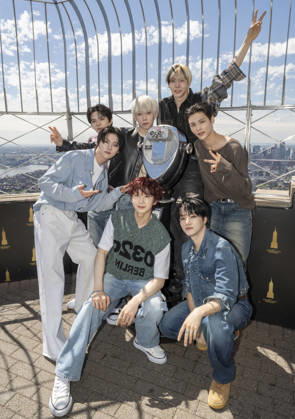 May 7, 2026, New York, New York, USA: AMPERS&ONE visit the Empire State Building in New York for photos to celebrate their Born to Define Tour and new EP, DEFINITION. 7 May 2026 New York USA - ZUMAa265 20260507_zep_a265_015 Copyright: xEricxAcquayex