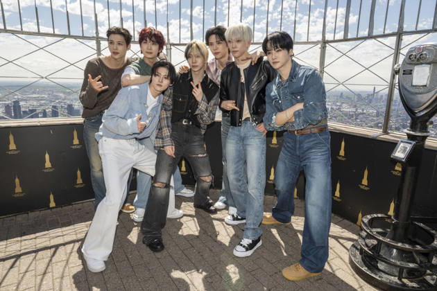 May 7, 2026, New York, New York, USA: AMPERS&ONE visit the Empire State Building in New York for photos to celebrate their Born to Define Tour and new EP, DEFINITION. 7 May 2026 New York USA  - ZUMAa265 20260507_zep_a265_014 Copyright: xEricxAcquayex