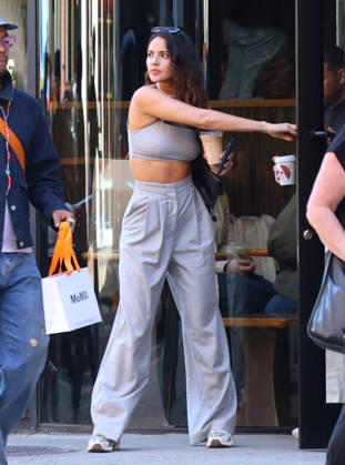 Eiza González out in New York Actress Eiza González with a friend are walking and shopping in Soho, New York on May 7, 2026. Photo by Dylan Travis ABACAPRESS.COM New York NY  Copyright: xDylanxTravis ABACAx