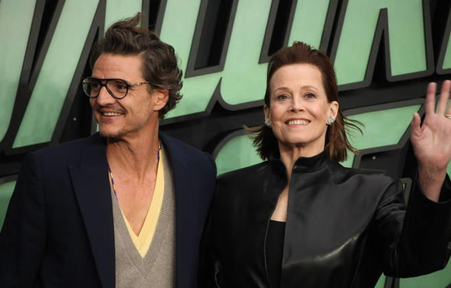 Star Wars The Mandalorian and Gogu film fan event. London, UK. Pedro Pascal and Sigourney Weaver at the Star Wars The Mandalorian and Gogu film fan event. Leicester Square. 7th May 2026. LMK11-S070526-001 Steve Bealing Landmark Media . 
