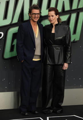 Star Wars The Mandalorian and Gogu film fan event. London, UK. Pedro Pascal and Sigourney Weaver at the Star Wars The Mandalorian and Gogu film fan event. Leicester Square. 7th May 2026. LMK11-S070526-001 Steve Bealing Landmark Media . 