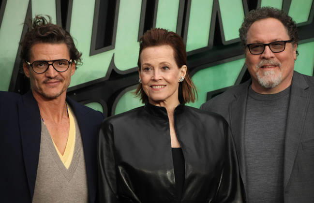 Star Wars The Mandalorian and Gogu film fan event. London, UK. Pedro Pascal , Sigourney Weaver and Jon Favreau at the Star Wars The Mandalorian and Gogu film fan event. Leicester Square. 7th May 2026. LMK11-S070526-001 Steve Bealing Landmark Media . 