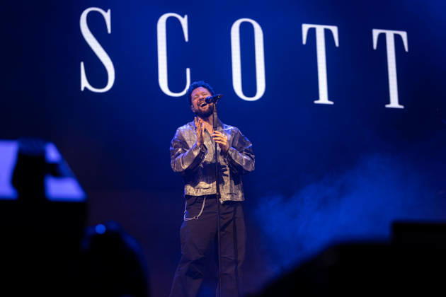 May 7, 2026, Porto, Porto, Portugal: British singer Calum Scott performs on stage during the Queima das Fitas 2026 festival at the QueimoÂ³dromo in Porto, Portugal, on 7 May 2026. Porto Portugal - ZUMAs197 20260507_aaa_s197_198 Copyright: xDiogoxBaptistax