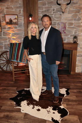 Cynthia Daniel mit Ehemann Cole Hauser beim Special Screening der Paramount+ Serie Dutton Ranch im Delphi-Filmpalast am Zoo Kino. Berlin, 07.05.2026
