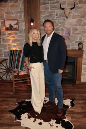 Cynthia Daniel mit Ehemann Cole Hauser beim Special Screening der Paramount+ Serie Dutton Ranch im Delphi-Filmpalast am Zoo Kino. Berlin, 07.05.2026