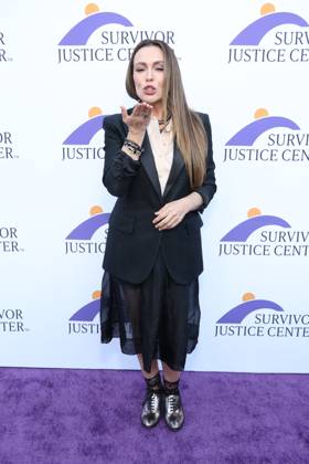 Alyssa Milano attends the 2026 Bridge to Justice Gala in Los Angeles Los Angeles CA May 7 Alyssa Milano attends the 2026 Bridge to Justice Gala hosted by The Survivor Justice Center on May 7, 2026 Credit AdMedia 455688 2026 05 07 Los Angeles United States Milano, Alyssa  Copyright: xAdMediax STAR_455688_015