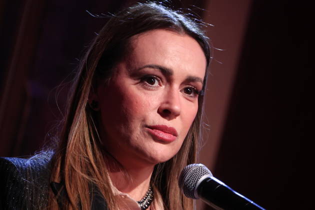 Alyssa Milano attends the 2026 Bridge to Justice Gala in Los Angeles Los Angeles CA May 7 Alyssa Milano speaks at the 2026 Bridge to Justice Gala hosted by The Survivor Justice Center on May 7, 2026 Credit AdMedia 455688 2026 05 07 Los Angeles United States Milano, Alyssa  Copyright: xAdMediax STAR_455688_046
