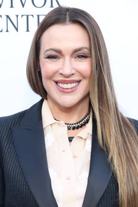 Alyssa Milano attends the 2026 Bridge to Justice Gala in Los Angeles Los Angeles CA May 7 Alyssa Milano attends the 2026 Bridge to Justice Gala hosted by The Survivor Justice Center on May 7, 2026 Credit AdMedia 455688 2026 05 07 Los Angeles United States Milano, Alyssa  Copyright: xAdMediax STAR_455688_010