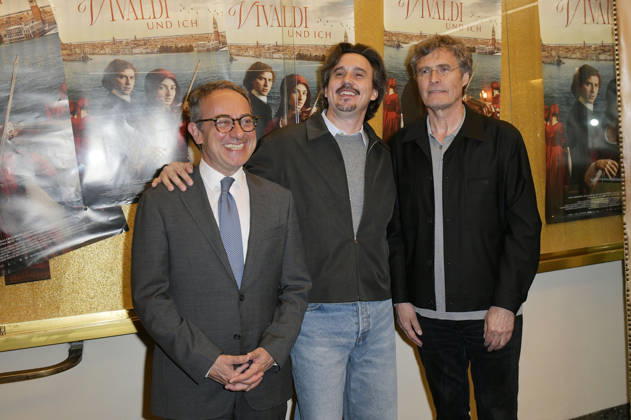 Luigi Estero, Damiano Michieletto und Martin Kochendörfer bei der Premiere des Kinofilms Vivaldi und ich im Cinema Paris. Berlin, 07.05.2026