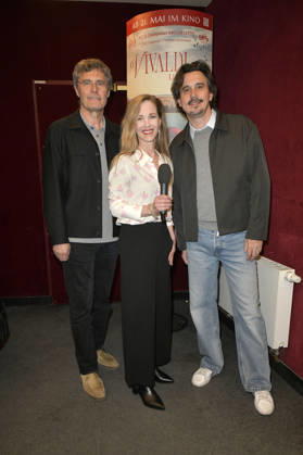 Martin Kochendörfer, Martina Klier und Damiano Michieletto bei der Premiere des Kinofilms Vivaldi und ich im Cinema Paris. Berlin, 07.05.2026