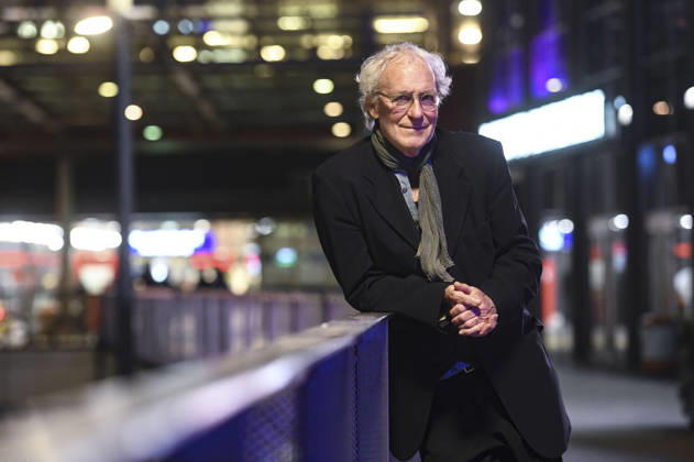 August Zirner bei einem exklusiven Photoshooting vor dem Screening des Kinofilms Der verlorene Mann im Kino am Raschplatz. Hannover, 07.05.2026