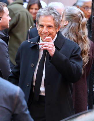 Jessica Chastain And Ben Stiller On Set - NYC Actors Jessica Chastain and Ben Stiller are filming a funeral scene on their new TV Series Minivan in Soho, New York on May 7, 2026. The eight-episode series focuses on a writing professor (Stiller) whose life becomes complicated during his off weeks from child custody, falling for a mysterious woman (Chastain) Photo by Dylan Travis ABACAPRESS.COM New York City NY United States  Copyright: xDylanxTravis ABACAx