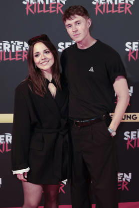 Robin Schick und Begleitung bei der Premiere von Serienkiller - Die True Crime Ausstellung in der Oskar-Jäger-Straße 99. Köln, 07.05.2026