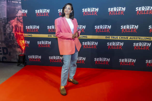 ABB SERIENKILLER- Amira Aly Moderatorin zu Gast bei der Eroeffnung der True Crime Ausstellung Serien Killer am 07.05.2026 in Köln Ehrenfeld NRW Deutschland