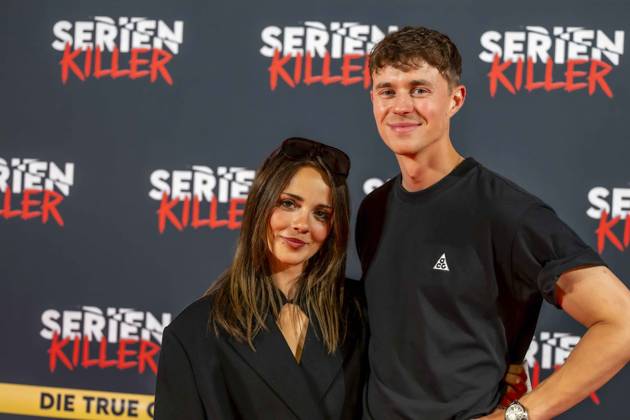 ABB SERIENKILLER- Antonia Kolano Robin Schick Schauspieler zu Gast bei der Eroeffnung der True Crime Ausstellung Serien Killer am 07.05.2026 in Köln Ehrenfeld NRW Deutschland