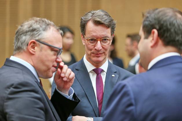 Berlin, Deutschland, 08.05.2026: Bundesrat: 1065. Sitzung des Bundesrates: Mario Voigt (CDU), Ministerpräsident des Freistaates Thüringen, Hendrik Wüst (CDU), Ministerpräsident von NRW und Nathanael Liminski (CDU) Copyright: xdtsxNachrichtenagenturx dts_118300
