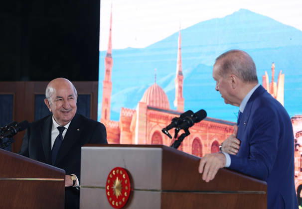 Turkish President Recep Tayyip Erdo?an presented his Algerian counterpart, Abdelmadjid Tebboune, Turkish President Recep Tayyip Erdo?an presented his Algerian counterpart, Abdelmadjid Tebboune, with the Order of the Republic following a joint press conference at the Presidential Complex in Ankara, after a meeting of the High-Level Strategic Council and the signing of cooperation agreements between the two countries. Ankara, Turkey, on May 7, 2026. Photo by Turkish presidency apaimages Istanbul Istanbul Turkey 080526_Turkey_TPO_00(13) Copyright: xapaimagesxTurkishxpresidencyx xapaimagesx