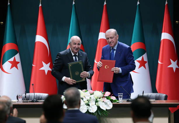 Turkish President Recep Tayyip Erdo?an presented his Algerian counterpart, Abdelmadjid Tebboune, Turkish President Recep Tayyip Erdo?an presented his Algerian counterpart, Abdelmadjid Tebboune, with the Order of the Republic following a joint press conference at the Presidential Complex in Ankara, after a meeting of the High-Level Strategic Council and the signing of cooperation agreements between the two countries. Ankara, Turkey, on May 7, 2026. Photo by Turkish presidency apaimages Istanbul Istanbul Turkey 080526_Turkey_TPO_00(4) Copyright: xapaimagesxTurkishxpresidencyx xapaimagesx