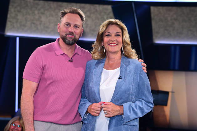 Steven Gaetjen und Bettina Tietjen bei der NDR Talk Show am 8.05.2026 in Hamburg NDR Talk Show am 8.05.2026 in Hamburg