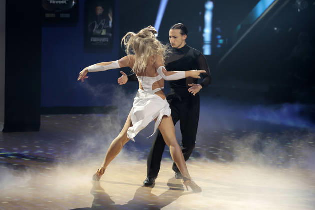 Milano mit Marta Arndt in der neunten Live-Show der 19. Staffel der RTL-Tanzshow Let s Dance im MMC Coloneum. Köln, 08.05.2026