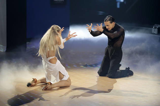 Milano mit Marta Arndt in der neunten Live-Show der 19. Staffel der RTL-Tanzshow Let s Dance im MMC Coloneum. Köln, 08.05.2026