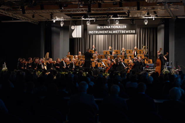 08.05.2026, 61. Internationaler Instrumentalwettbewerb Markneukirchen, Sinfoniekonzert zur Eröffnung Auf der Bühne spielt das Sinfonieorchester Markneukirchen unter der Leitung von Matthias Spindler Markneukirchen Musikhalle Sachsen Deutschland
