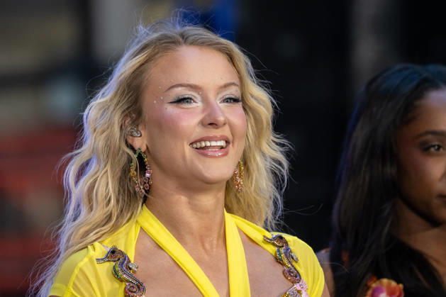 Pop star Zara Larsson performs live on the Citi Concert Series Today in NYC - 08 May 2026 Zara Larsson performs on stage during the Citi Concert Series Today. Pop star Zara Larsson performed live on the Citi Concert Series Today for NBC s Today Show. Fans gathered at The Plaza at Rockefeller Center in New York City to watch the singer perform her latest hits as part of the morning show s summer concert lineup. New York United States Copyright: xRonxSmitsx xSOPAxImagesx Zara Larsson-30
