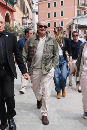 IPA84496354 - Sestri Levante, Avvistamenti di celebritÃ durante il RIFF Riviera International Film Festival. Nella foto: Claudio Amendola (Attore e conduttore televisivo) cammina sul lungomare  Copyright: xAlessandroxBremecx xx 84496354