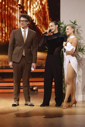 Daniel Hartwich, Milano und Marta Arndt in der neunten Live-Show der 19. Staffel der RTL-Tanzshow Let s Dance im MMC Coloneum. Köln, 08.05.2026