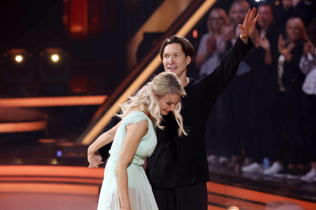 Anna-Carina Woitschack mit Evgeny Vinokurov in der neunten Live-Show der 19. Staffel der RTL-Tanzshow Let s Dance im MMC Coloneum. Köln, 08.05.2026
